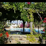 Vila Pari Manda