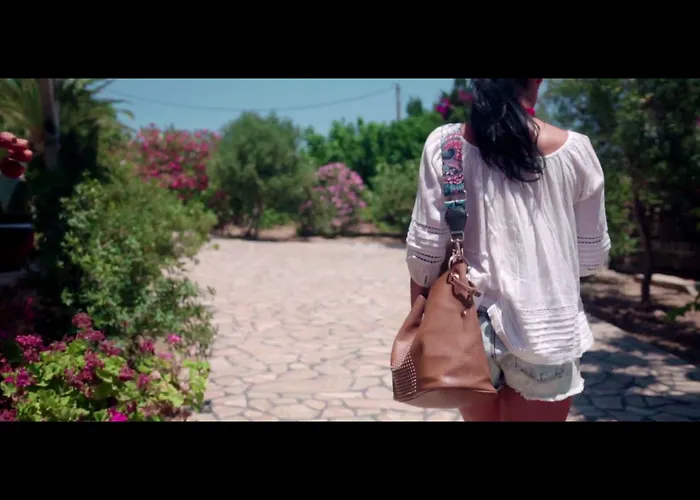 Pari Manda 빌라 아기오스프로코피오스