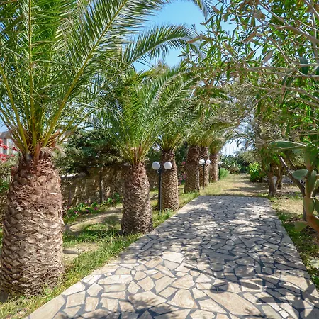 Pari Manda Villa