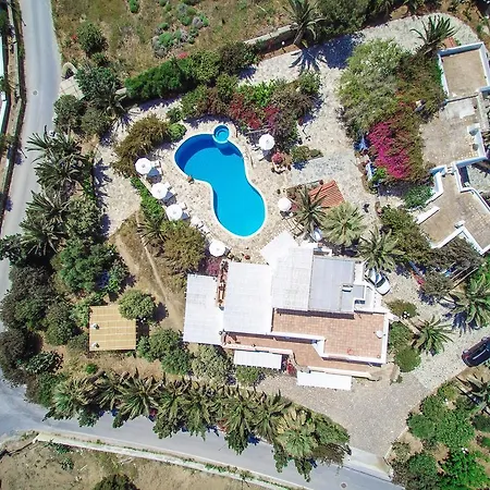 Pari Manda Stelida (Naxos)