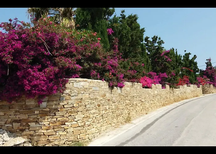 Pari Manda וילה איוס פרוקופיוס